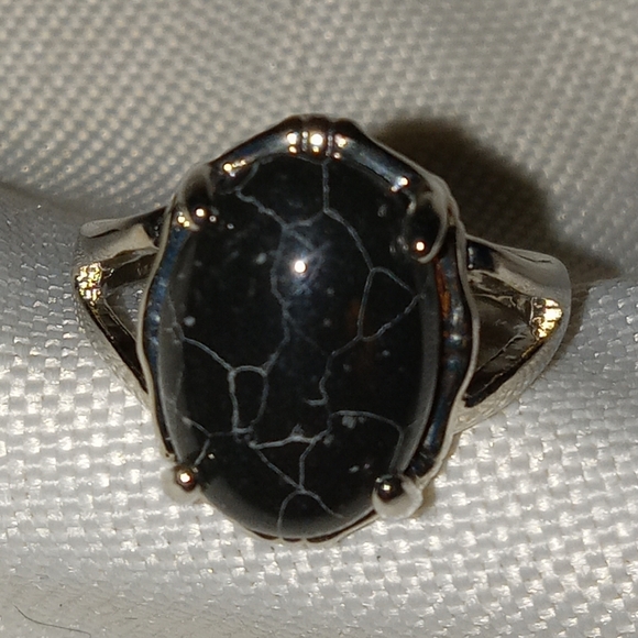 Goth Natural Stone Black And Silver Plated costume ring 💍size 7 - Picture 3 of 7